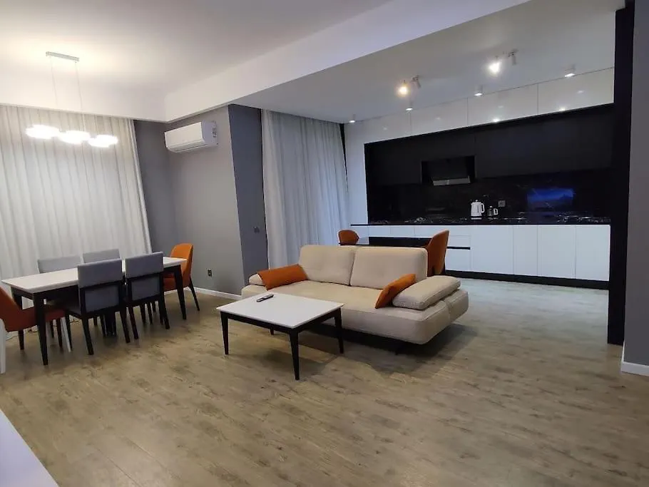 Renessans Palace 1 Baku Apartment
